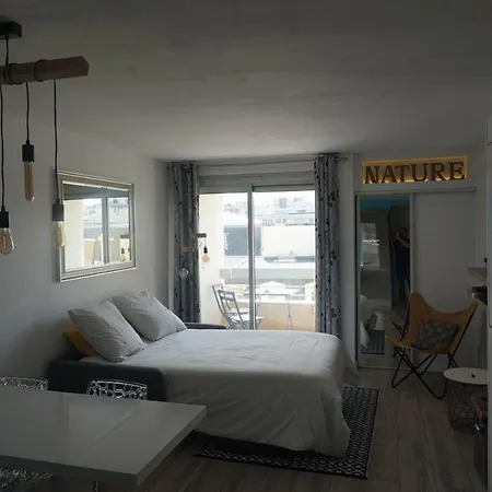 아파트 Victoria Surf